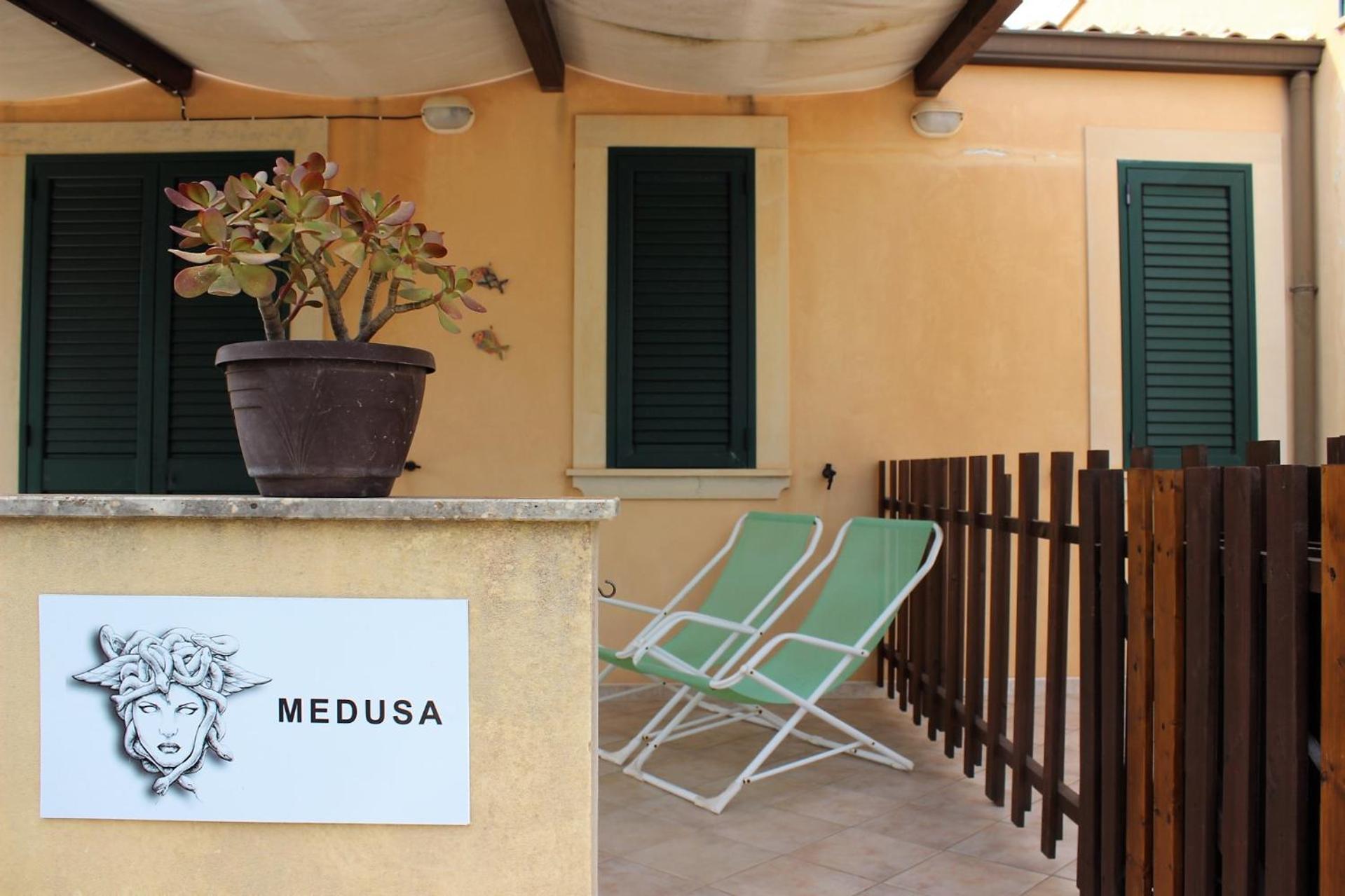 Medusa Mdna Marina di Modica Zimmer foto